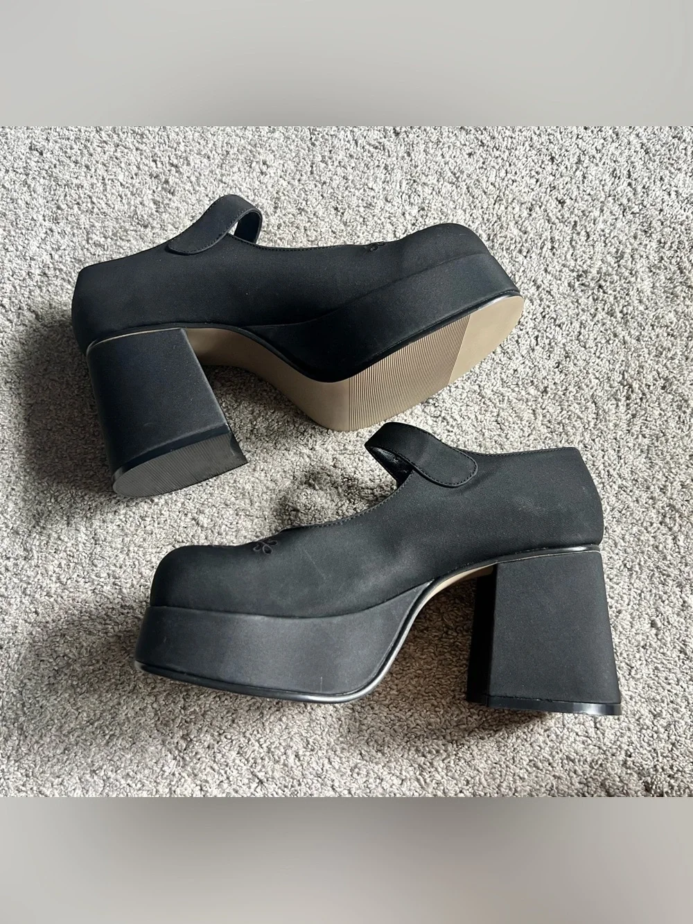 Vintage Y2k L.E.I. Sz 8.5 Platform Chunky Heel Mary Jane Black Embroidered Shoes